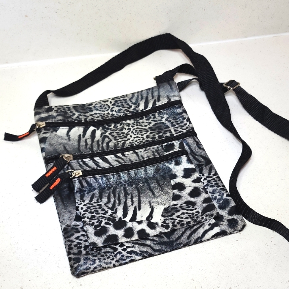 Animal Print Zebra Crossbody Bag New No Tags